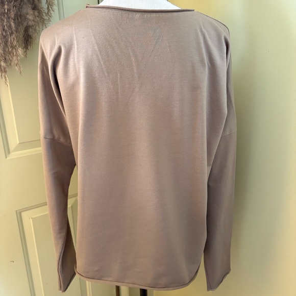 I’M FINE Raglan Sleeve Pullover size S - Picture 6 of 9